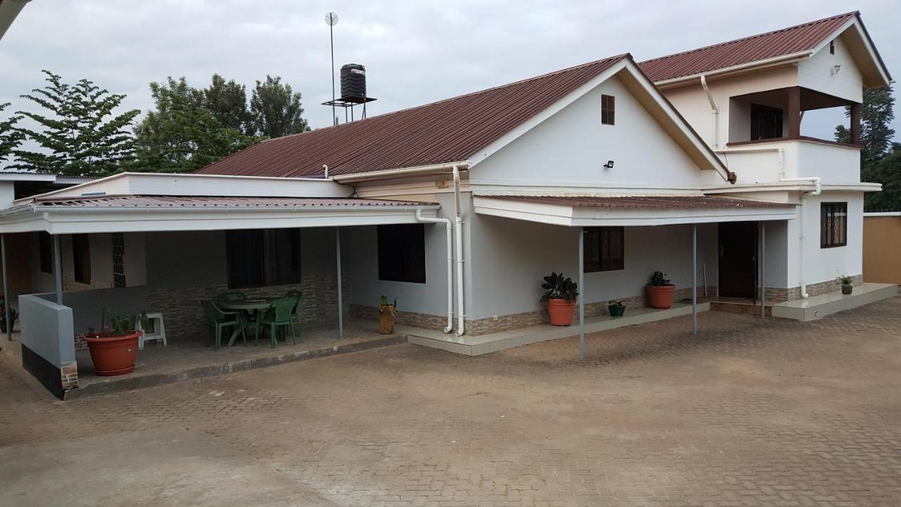Kilimanjaro Country House Μόσι Εξωτερικό φωτογραφία