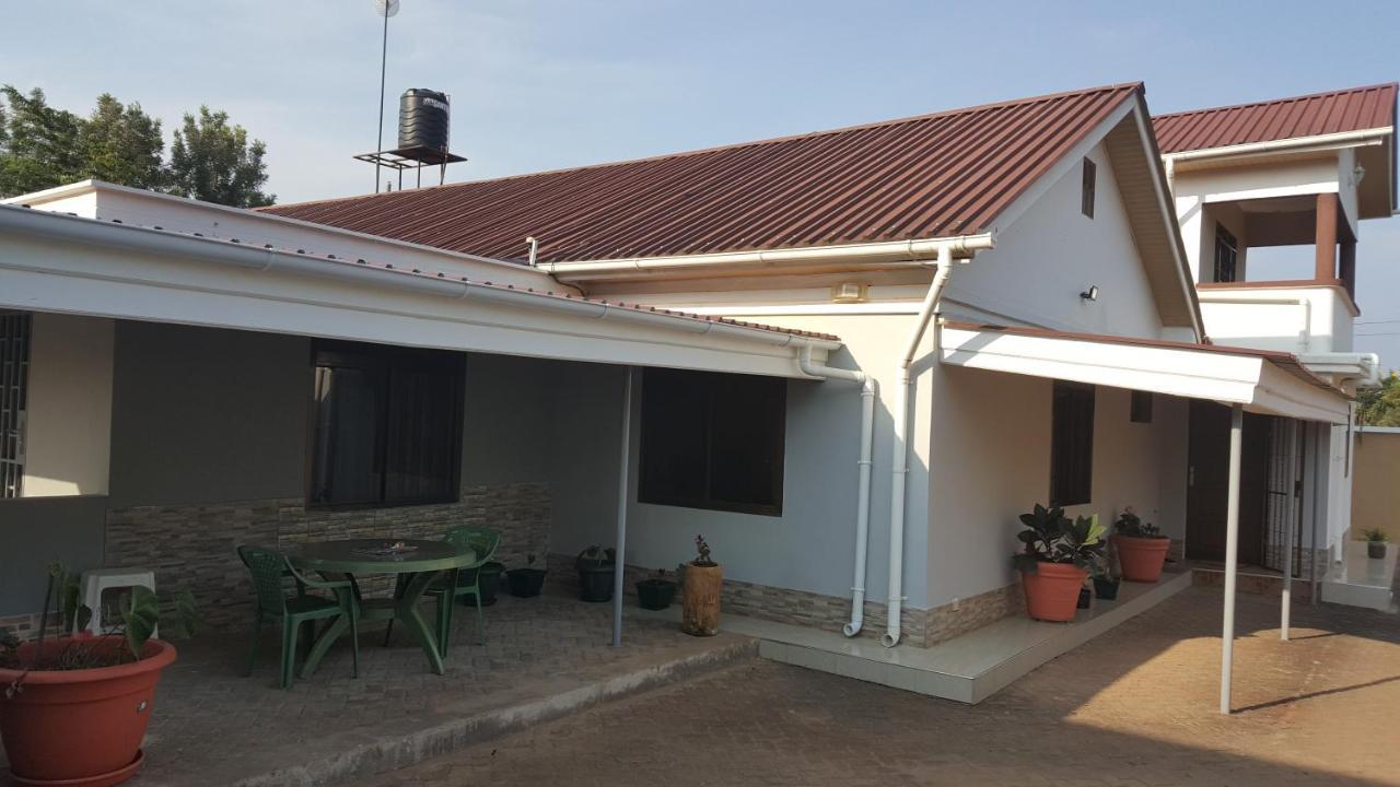 Kilimanjaro Country House Μόσι Εξωτερικό φωτογραφία